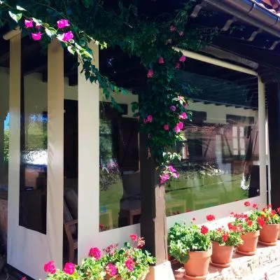 Toldo vertical sem guias...