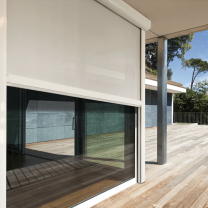 Toldo vertical com guias e...