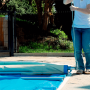 Enrolador de cobertura de segurança para piscinas