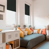 Estor screen negro con... Estor screen negro con cofre y guías manual FUSIÓN