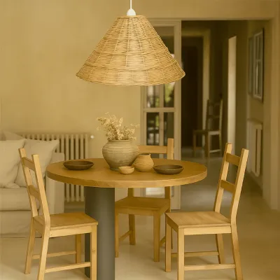 Lámpara de mimbre forma sombrero tupida